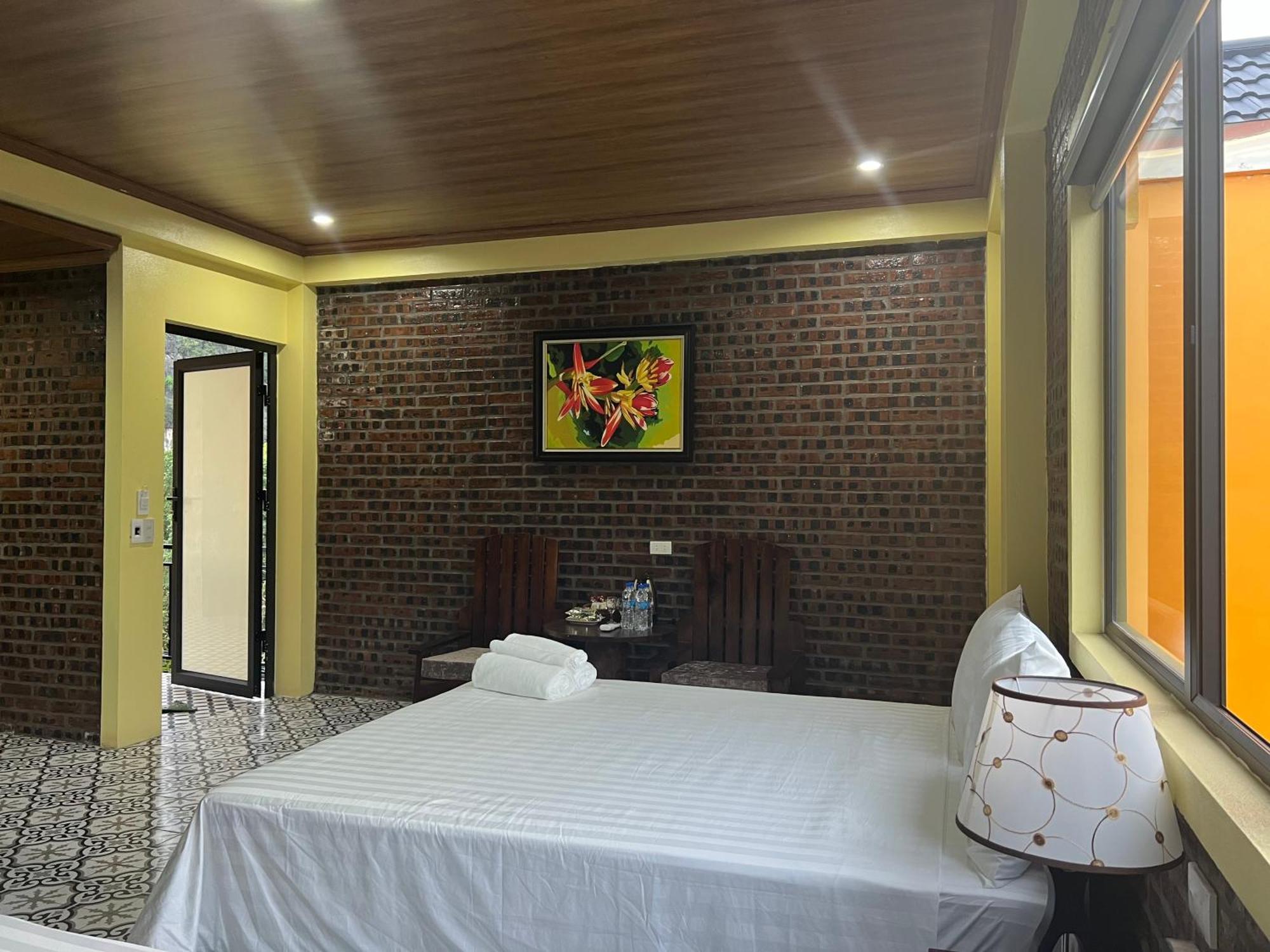 Cozy Son Hotel Нин Бин Екстериор снимка